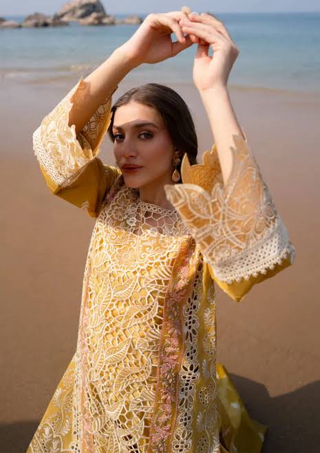Naqshe salwa -yellow